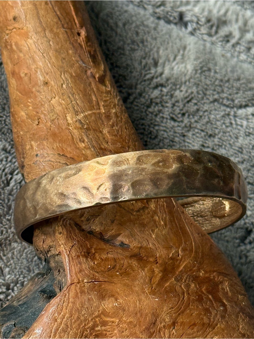 Vintage Kenneth Lane hammered copper tone bangle. Coppery goldish tone.